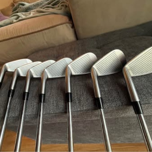 SOLD - Picture 3 of 6